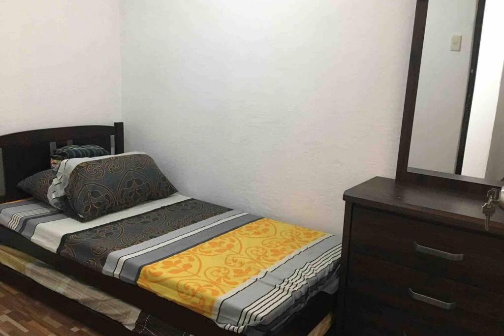 Buder Townhouse Lias Marilao Bulacan Philippines Екстер'єр фото